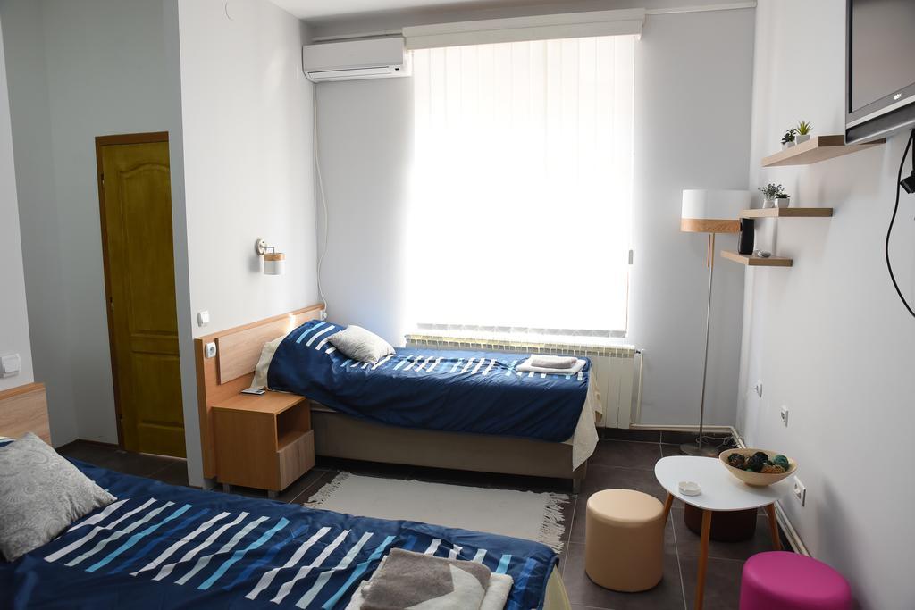 Mps Lux Apartments Nis Ngoại thất bức ảnh