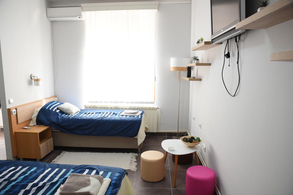 Mps Lux Apartments Nis Ngoại thất bức ảnh